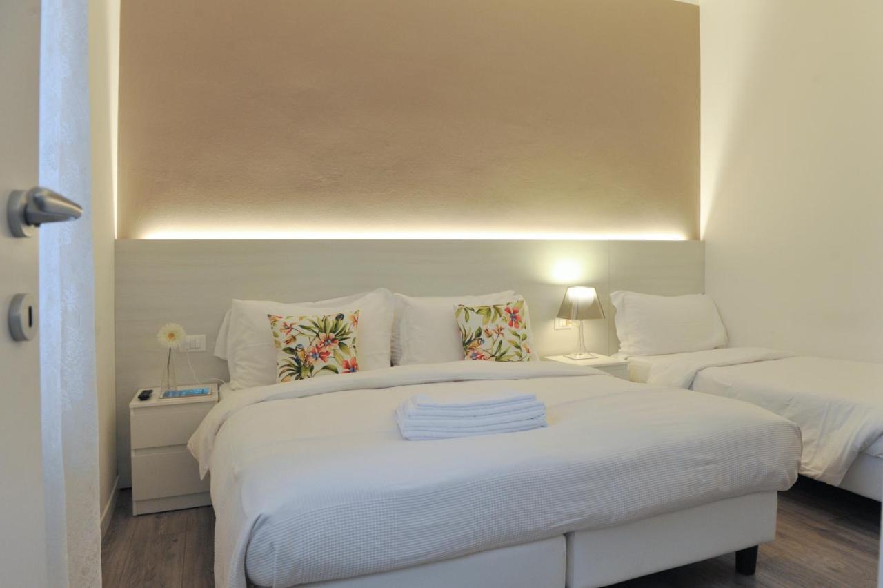 Bed Da Anna Hotell Peschiera del Garda Exteriör bild