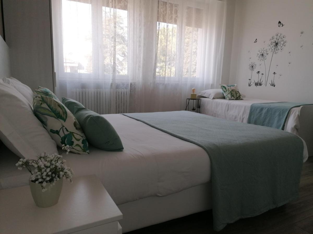 Bed Da Anna Hotell Peschiera del Garda Exteriör bild